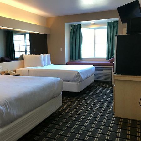 Mariner'S Village Resort Carlyle Kültér fotó