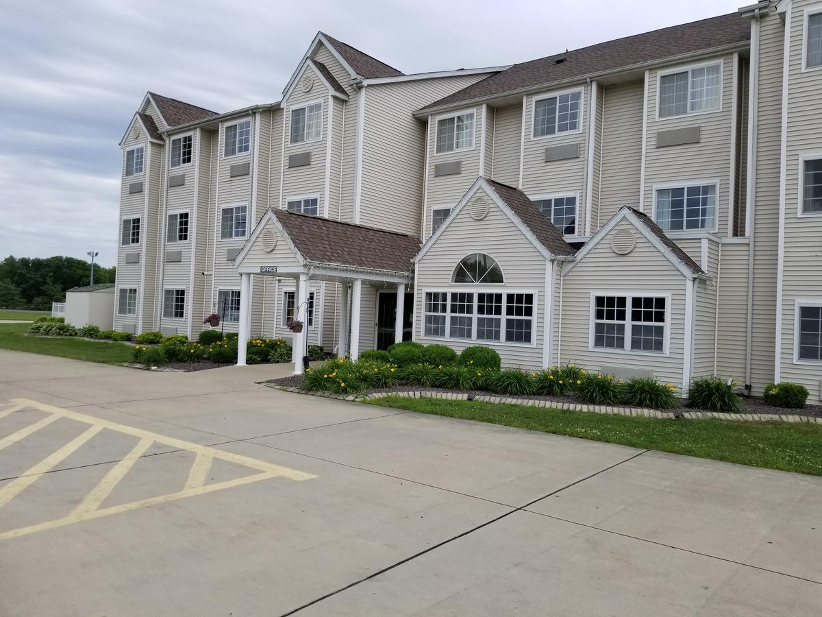 Mariner'S Village Resort Carlyle Kültér fotó