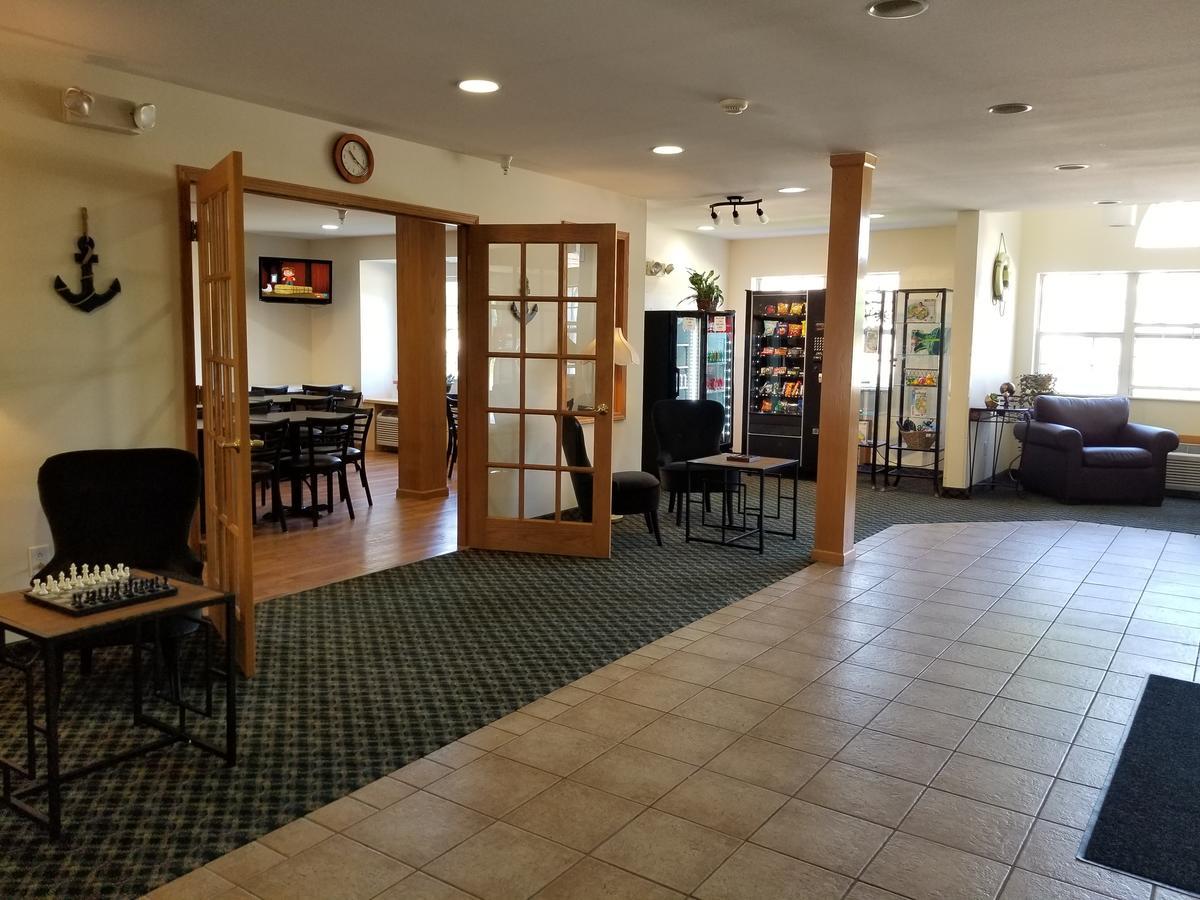 Mariner'S Village Resort Carlyle Kültér fotó