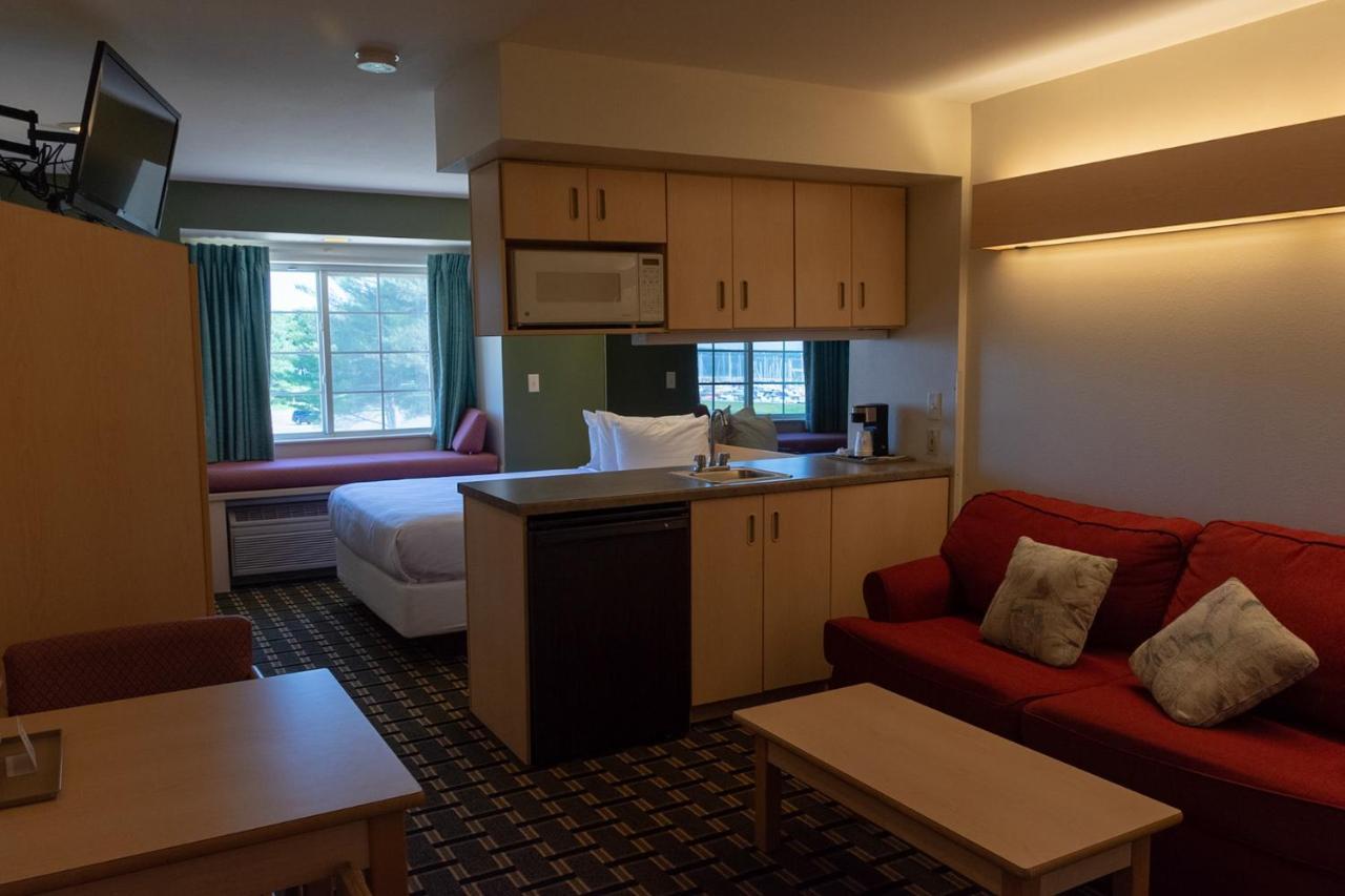 Mariner'S Village Resort Carlyle Kültér fotó